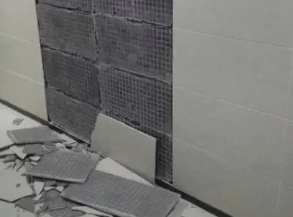 达坂城瓷砖空鼓维修公司分享下达坂城墙砖松动维修的知识